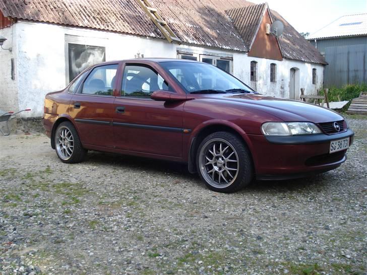 Opel Vectra B billede 1