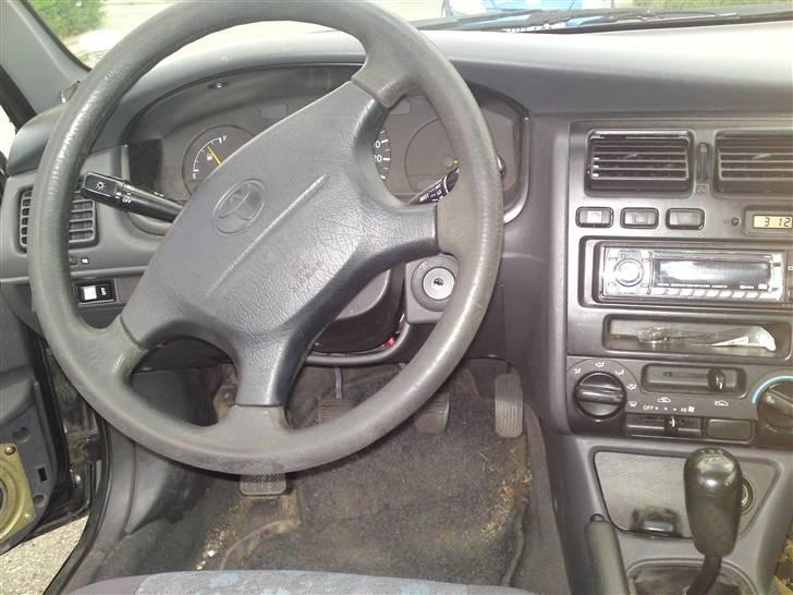 Toyota Carina E 1.8 CDX 16v billede 7