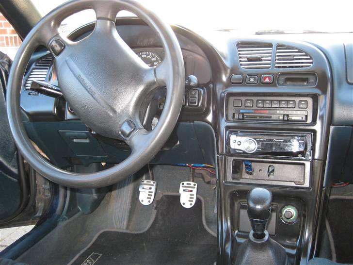 Mazda 323F  SOLGT billede 12