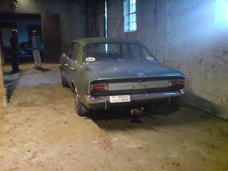 Opel Commodore A 4drs billede 14