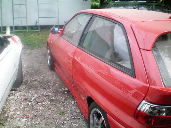 Opel Astra F Sælges i stumper. billede 12