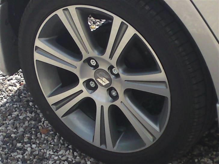 Suzuki swift - komplet sæt fælge tilsalg  billede 5