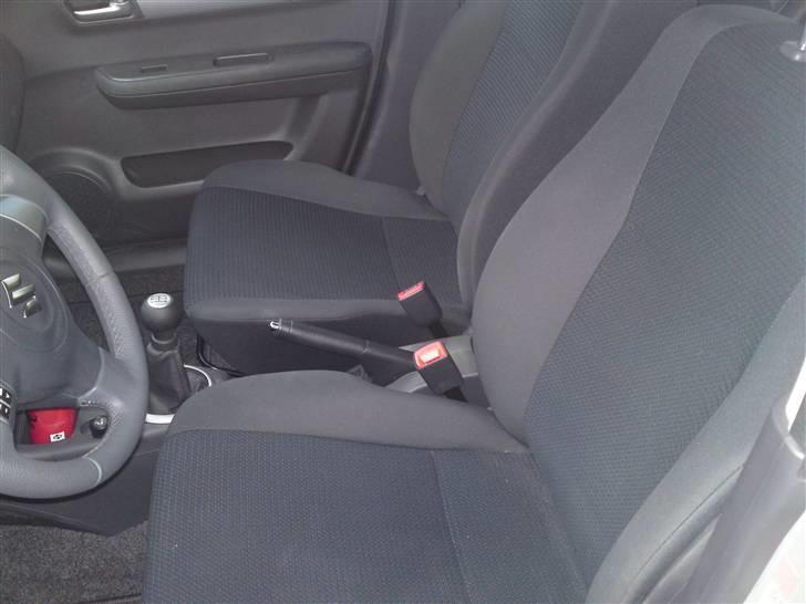 Suzuki swift billede 7