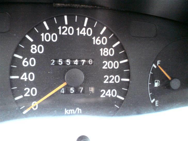 Toyota Carina E Commander billede 8