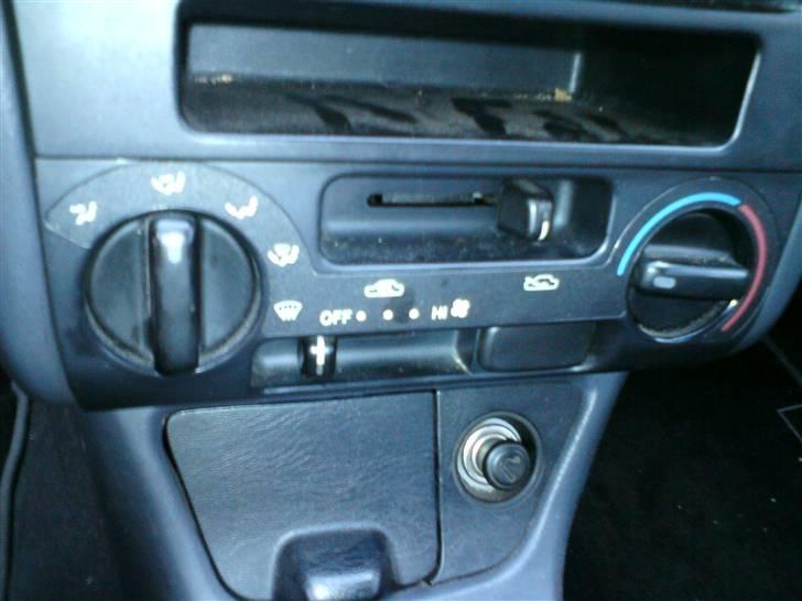 Toyota Carina E Commander billede 10