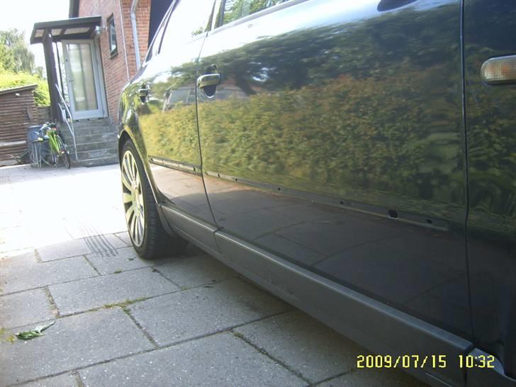 VW Passat 3b.  Solgt - 2 lister som mangler på højre side billede 18