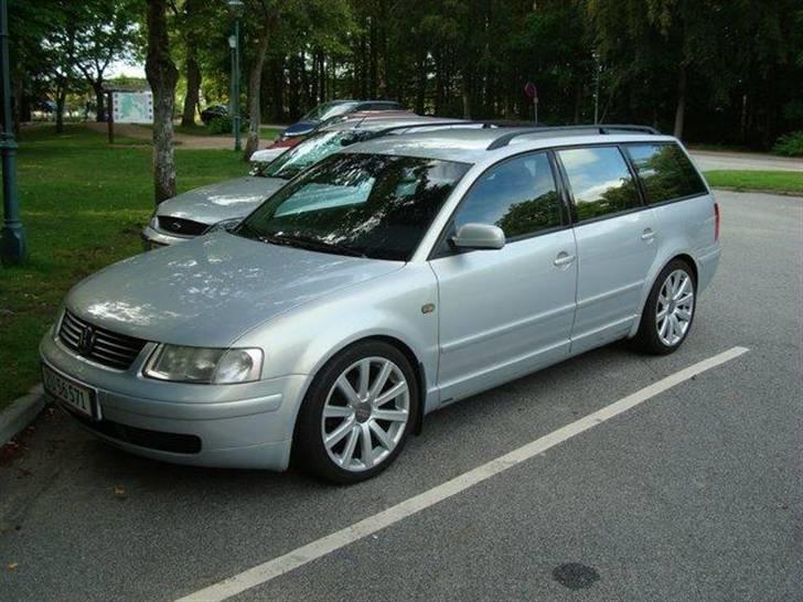 VW passat SOLGT 3/11-10 billede 2