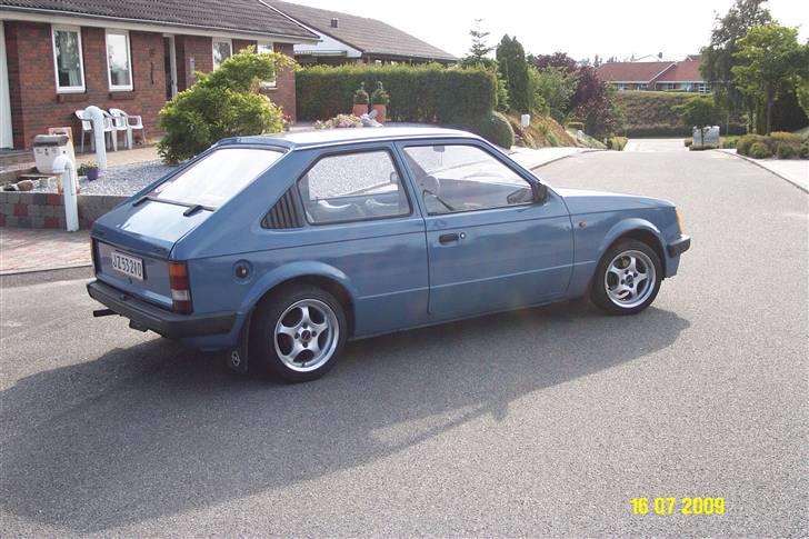 Opel kadett D 1,2 billede 3