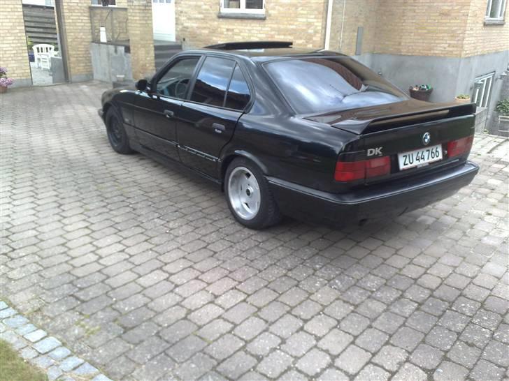 BMW E34 520i 24v Limosine  billede 2