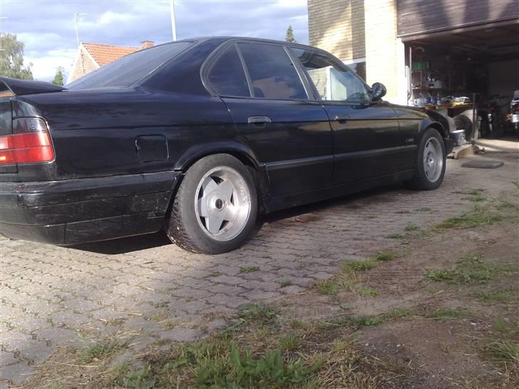 BMW E34 520i 24v Limosine  billede 6