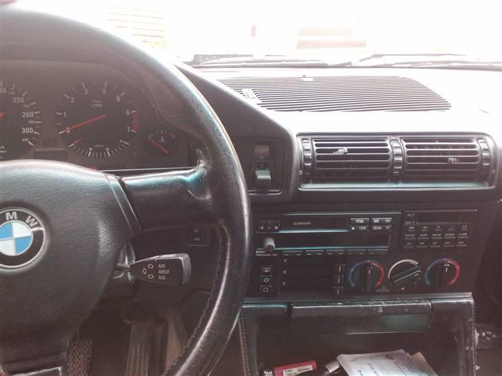 BMW E34 520i 24v Limosine  billede 15