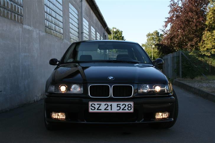 BMW 320i billede 7