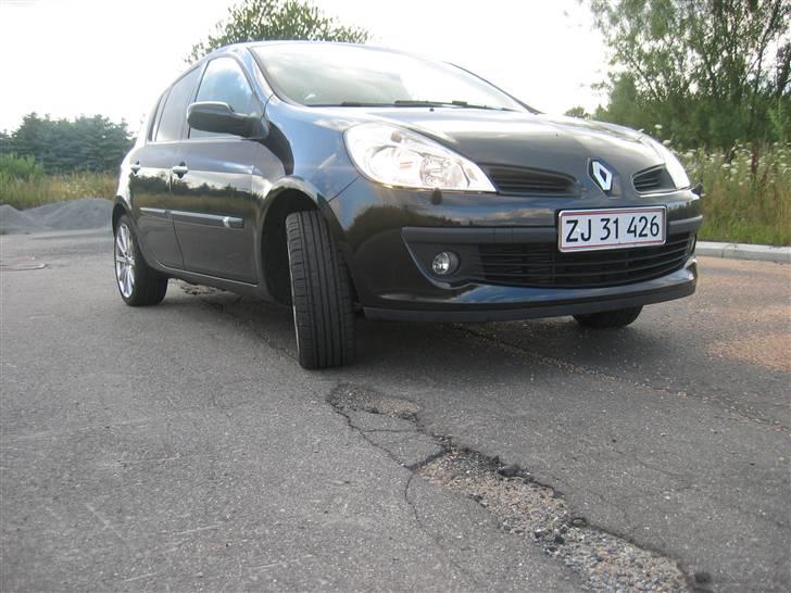 Renault Clio III 1,5 DCI 68HK - SOLGT billede 20