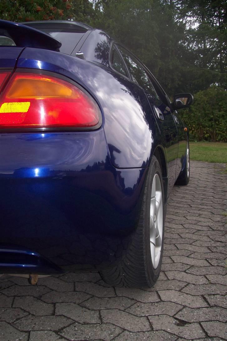 Mazda 323f 1.8 byttet billede 9