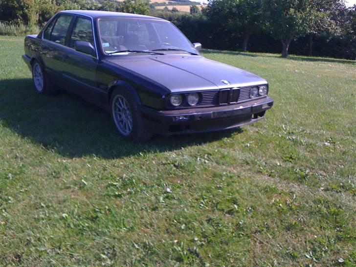 BMW E30 320I billede 4