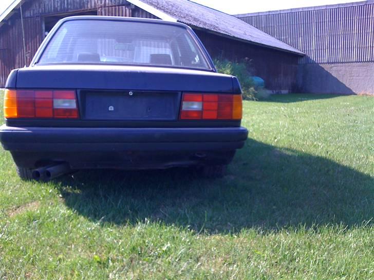 BMW E30 320I billede 8