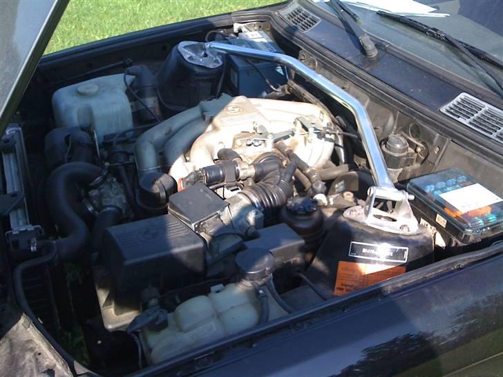 BMW E30 320I billede 10