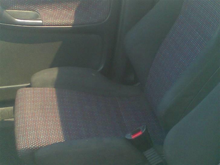 Opel Astra 1,7 td (SOLGT) billede 9