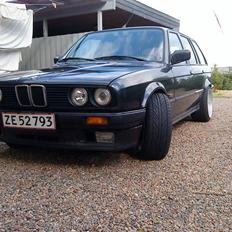 BMW e30 325 Touring (Solgt)