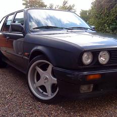 BMW e30 325 Touring (Solgt)