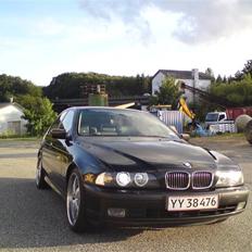 BMW E39 528 auto --- SOLGT