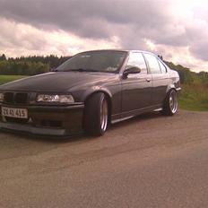 BMW E36 320/325 Solgt