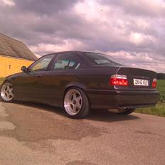 BMW E36 320/325 Solgt