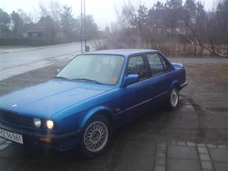 BMW e30  billede 2