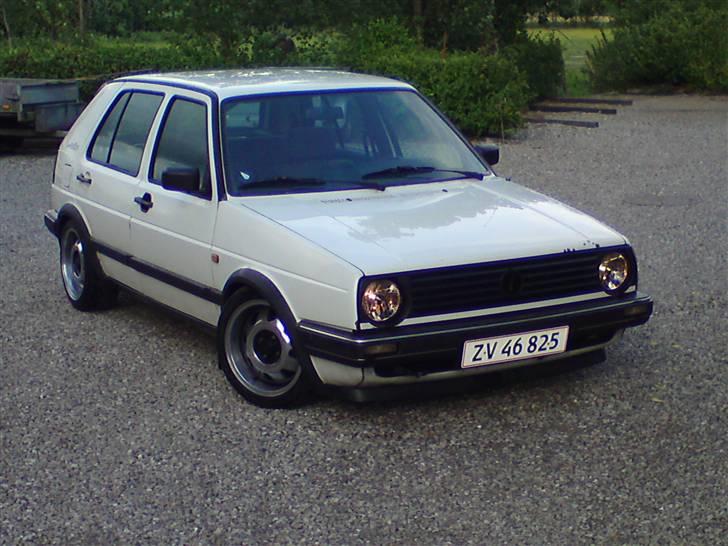 VW Golf 2 1,6 TD-IC *SOLGT* billede 1