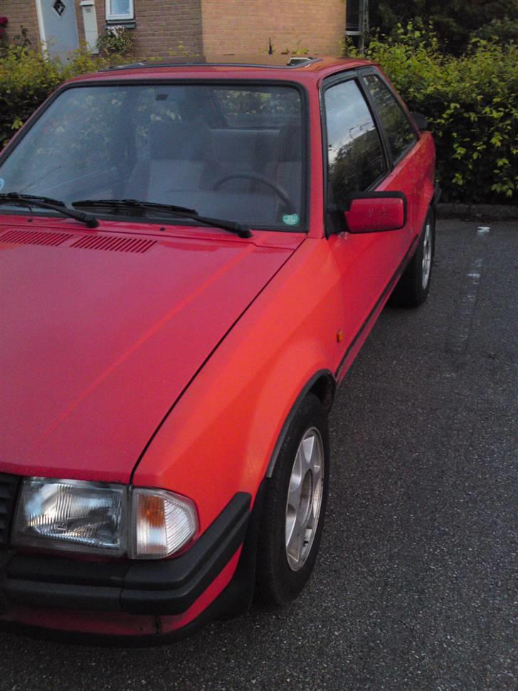 Ford Escort XR3I [SOLGT] billede 5
