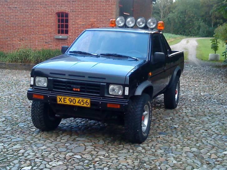 Nissan King Cab 4x4 (SOLGT) billede 2