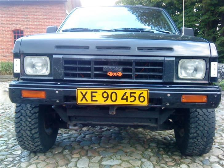 Nissan King Cab 4x4 (SOLGT) billede 4