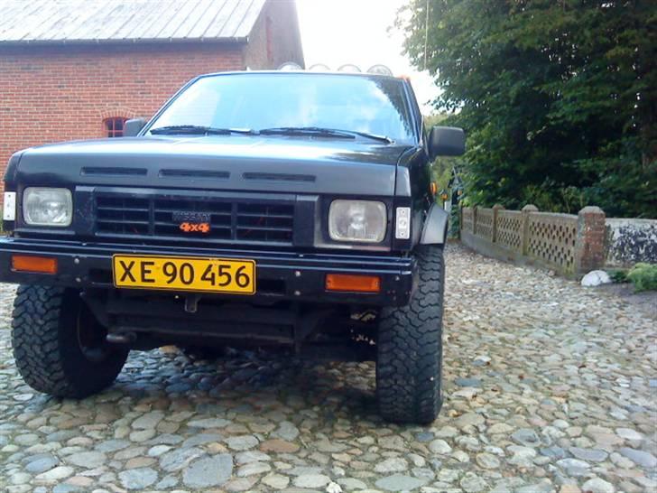 Nissan King Cab 4x4 (SOLGT) billede 5