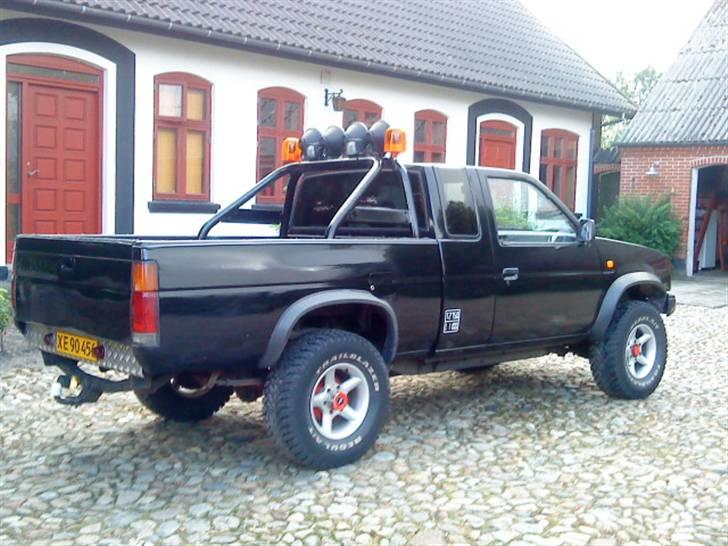 Nissan King Cab 4x4 (SOLGT) billede 7