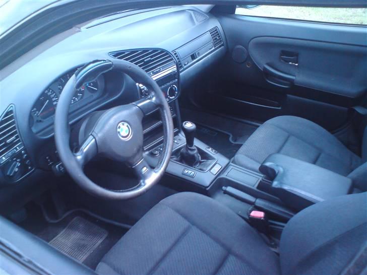 BMW e36 320i --- SOLGT--- billede 6