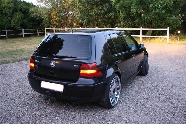 VW Golf IV Highline billede 2