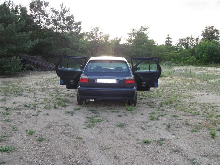 VW Golf 3 5dørs solgt billede 3