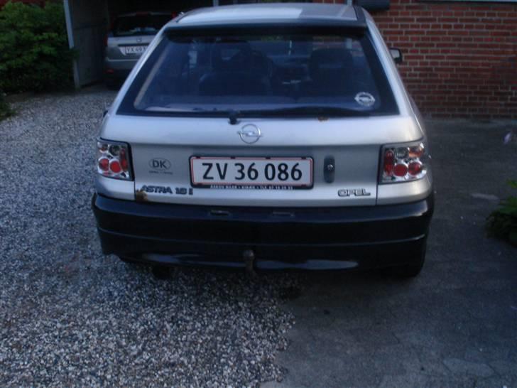 Opel Astra 1,6i  billede 14