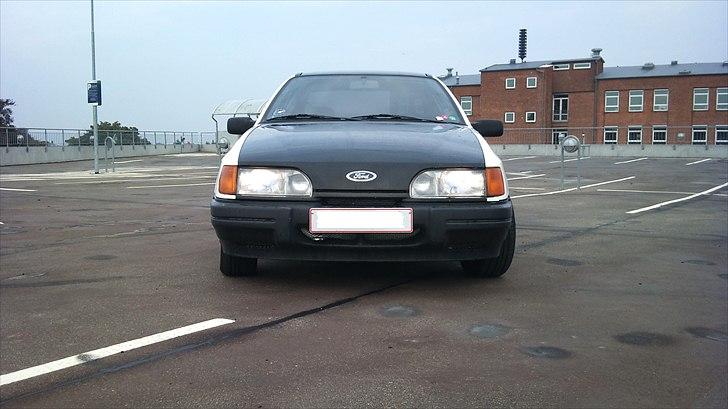 Ford Sierra 2.0i CL (Solgt) billede 4