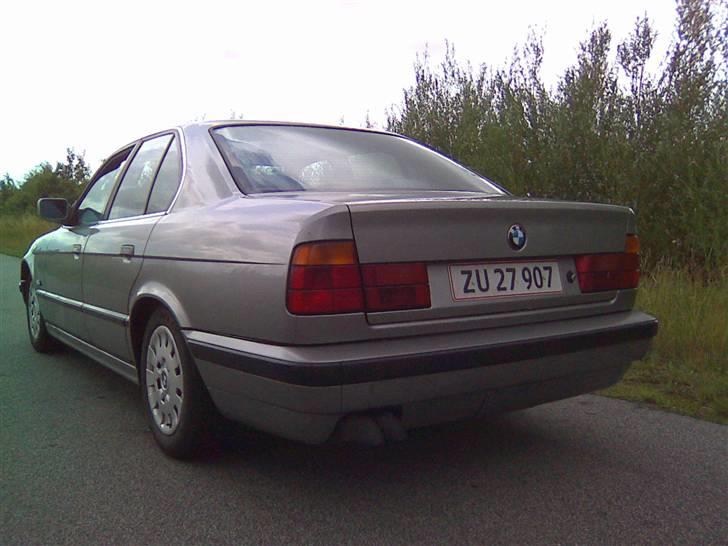 BMW 524 TD (SOLGT) billede 2