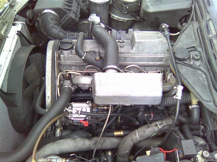 BMW 524 TD (SOLGT) billede 4