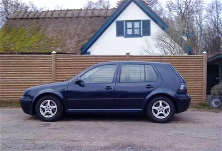VW Golf 4 - Vinterfælgene ( Billedet er lånt af gamle ejer ) billede 14