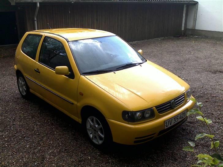 VW Polo 1,6 SOLGT billede 2