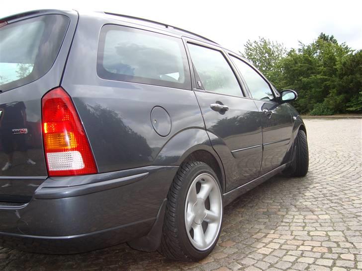 Ford Focus 1.8 TDCi Ghia  billede 5