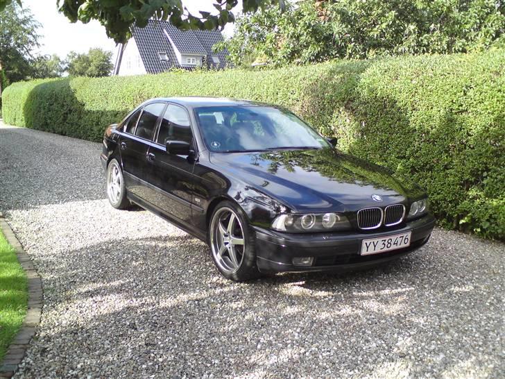 BMW E39 528 auto --- SOLGT billede 7