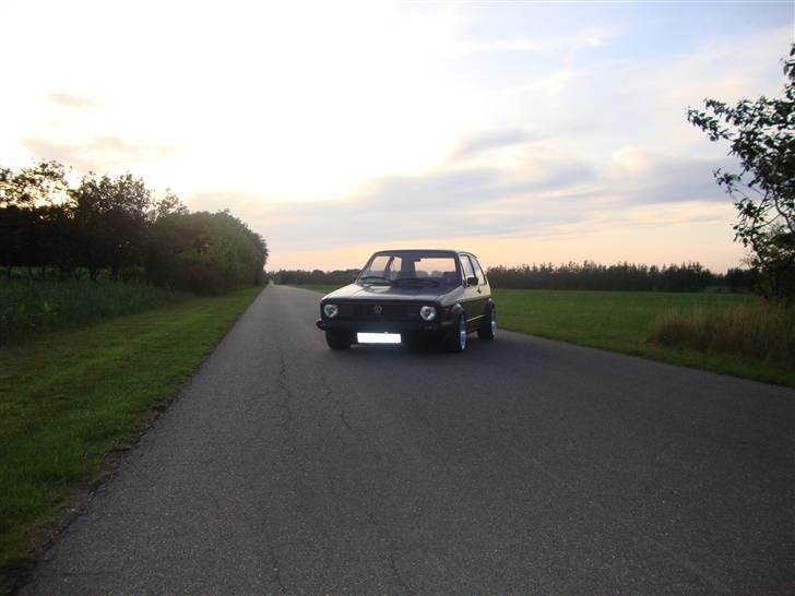 VW Golf 1 D billede 2