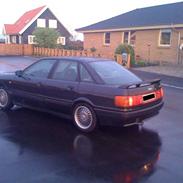 Audi 80  B3