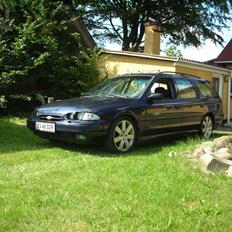 Ford mondeo 1,8 stc (Solgt)