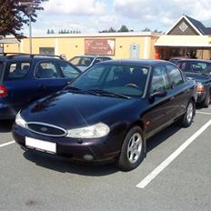 Ford Mondeo 1,8