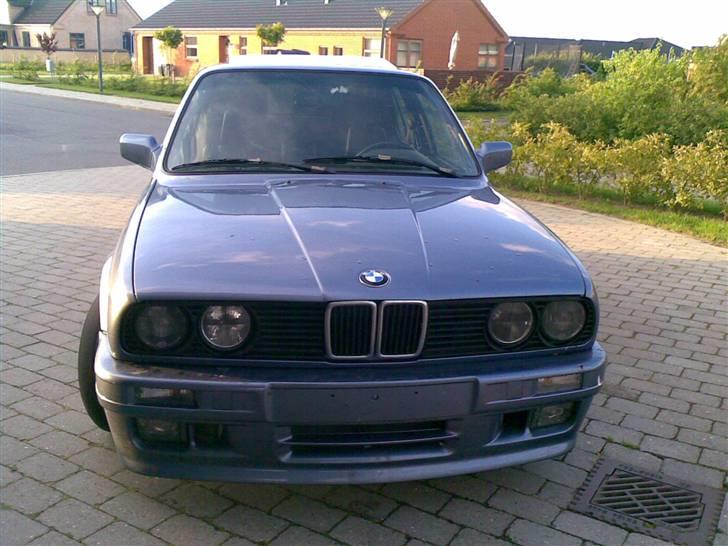 BMW 320i M-tech2 solgt billede 1